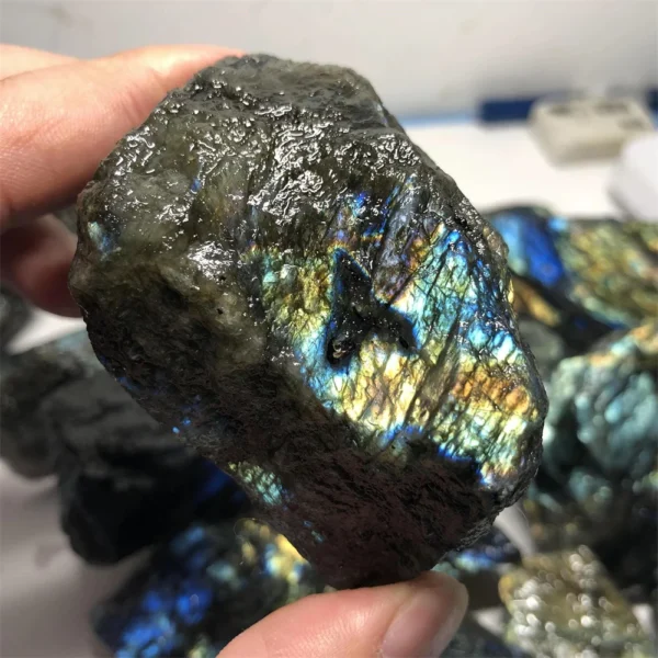 20-200g Labradorite Mineral Crystal - Image 5