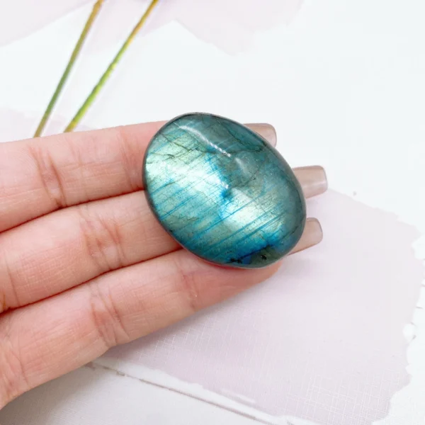 Polished Labradorite Palm Stone – Natural Crystal for Stress Relief, Healing, and Feng Shui Décor - Image 5