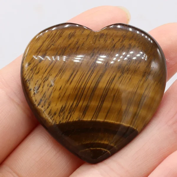 Feel the Love: Natural Crystal Heart Thumb Stone for Healing & Harmony - Image 5