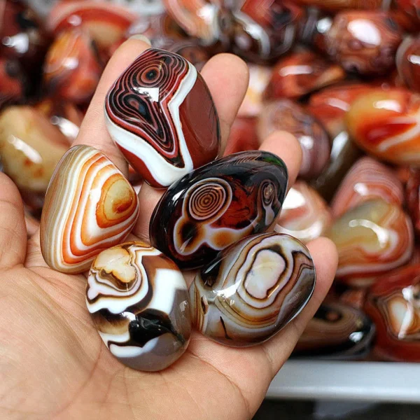 Natural Smooth Agate Stone Healing Crystal Geode - Image 2