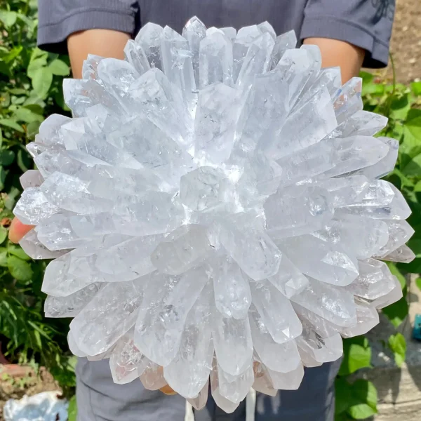 Illuminate Your Life: Pure White Crystal Cluster for Healing & Harmony - Image 3