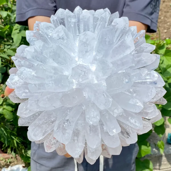 Illuminate Your Life: Pure White Crystal Cluster for Healing & Harmony - Image 4
